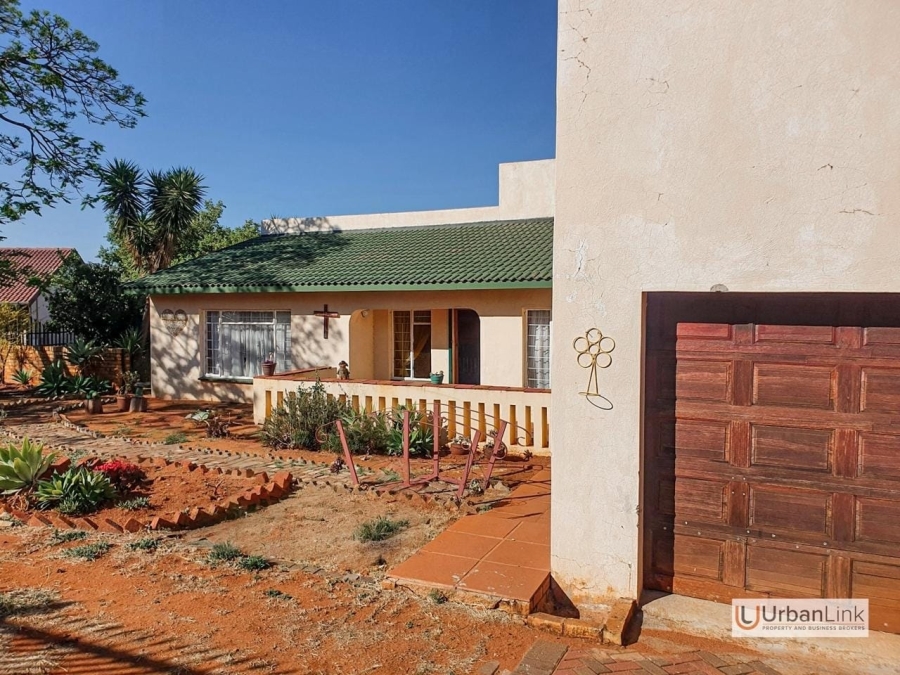 5 Bedroom Property for Sale in Cashan North West